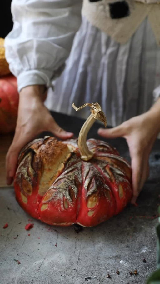 This year for Thanksgiving, you can make this fresh Sourdough Bread with homemade butter and a tart Cranberry Jam is a lovely, creative way to include cranberry on your table, or even as a starting course.😋

 HAPPY THANKSGIVING WEEK EVERYONE❤️ What is your plan for this Thanksgiving?