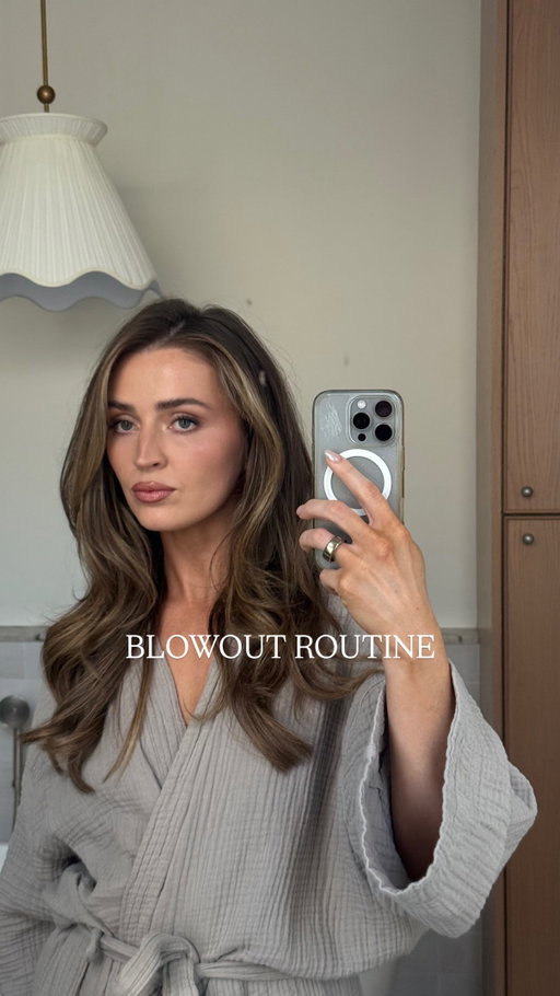 Blowout of my dreams courtesy of @joicocanada Dream Blowout Glass 💇‍♀️ Smooth, shiny, and frizz-free for up to 72 hours✨
#AD #joicopartner
