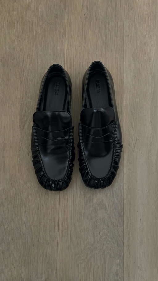 🖤 classic loafers @alohas