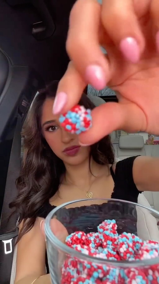 Trying the NEW limited-time NERDS Cherry Raspberry 🍒💗
ASMR crunch level: elite. 🔊✨
And btw... you can enter for a chance to win the Ultimate Fan Cave (!!) 🏈🎉
Check out nerdsfootballfrenzy.com for all the details
#AD #CherryRaspberry #ASMR