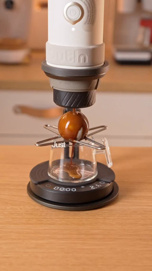 Comment “MINO” and I’ll send you a discount! 🫢

This is an insanely good portable brewer. Incredible quality, delicious shots, and it holds up so well outdoors. 

Would you give it a try? 

#outinpartner #outinmino #portablecoffeemaker