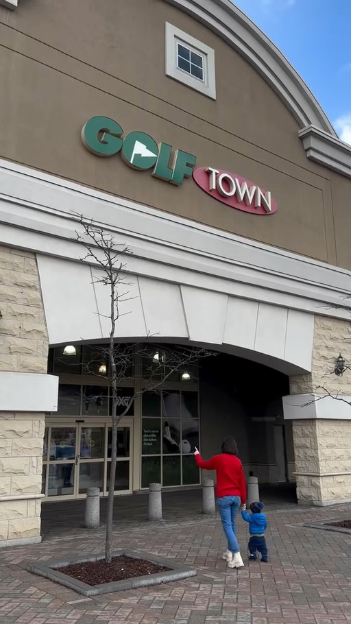 ‘Tis the season! Save big for the whole family. Golf Town’s Black Friday sale is on now! ⛳️ 

#TeamGolfTown #GolfTown #blackfriday #blackfridaydeals