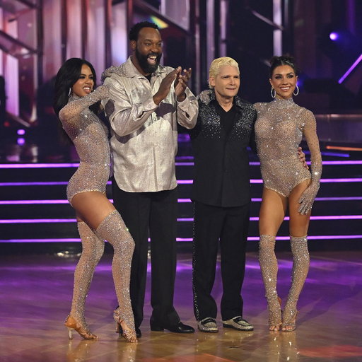 Having Baron and Corey back on the dance floor is sweet like sugar 😉🍭 #DWTS #DWTSFinale