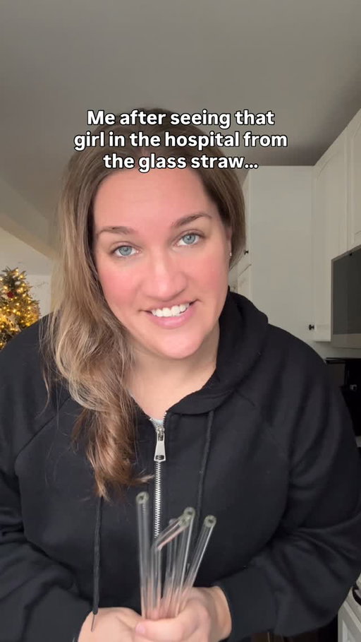 If you haven’t seen the video yet, go watch it 😣 
Off to throw out ALL my glass and metal straws now! 

#saftyfirst #GlassStraw