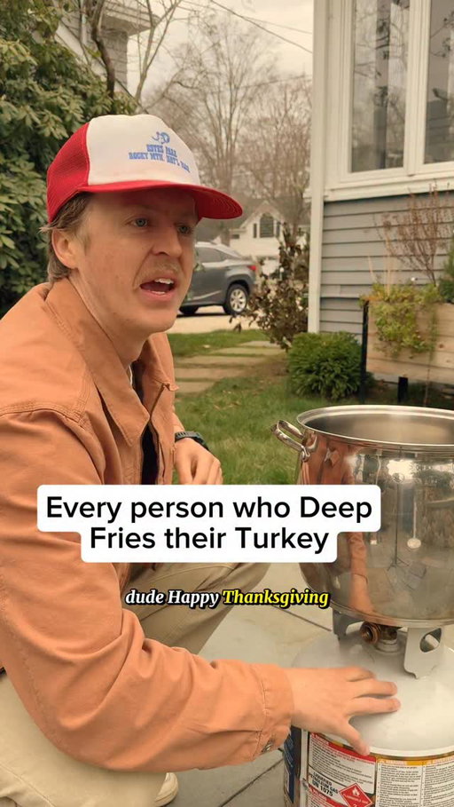 If you see a giant fireball out in the driveway, it was just Sizzle #thanksgiving #turkey #friedturkey #comedy #reels