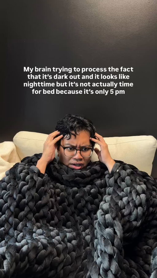 And yet… we’re going to crawl into bed anyway 🌙💤

#winterblues #hush #relatablecomedy #darkoutside