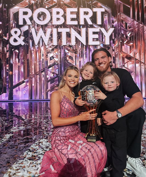 Your Season 34 Dancing with the Stars champs 😭🥹 Sharing this title with all my boys (this means you too @robertirwinphotography ) is the ultimate gift. When God’s plan looks different from the one you had in mind, trust Him- it’s always better than you imagined. 🤍

#dwts #dwtsfinale #finale #robertirwin #witneycarson