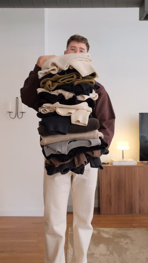 sweater collection breakdown 🧶
.
1 - @everyotherthursday 
2 - @buckmason 
3 - @octobre_editions 
4 - @bananarepublic 
5 - @huckberry wills
6 - @buckmason 
7 - @flintandtinder 
8 - @buckmason 
9 - @ronning 
10 - @naadam.co 
11 - @naadam.co 
12 - @octobre_editions 
13 - @ralphlauren 
14 - @octobre_editions 
.
#mensstyleguide #menssweaters #sweaterrotation #sweaterweather