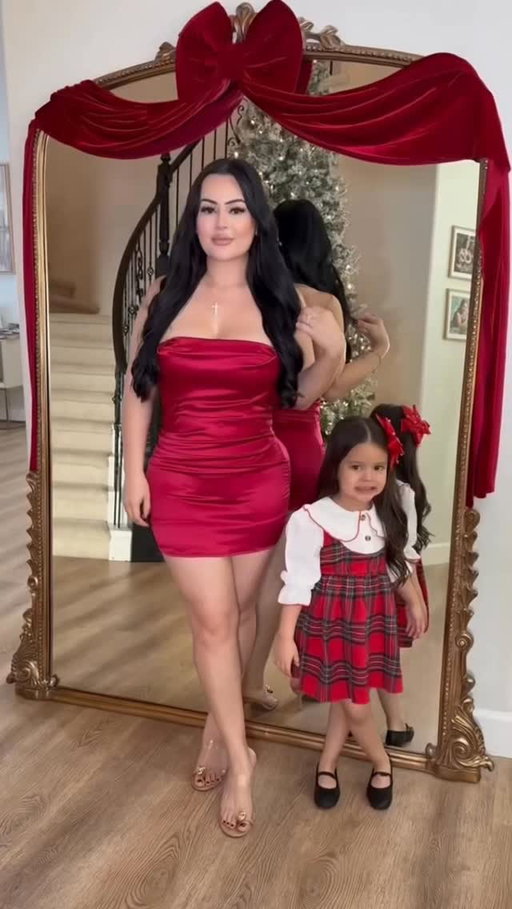 Festive looks with my little bestie  Search and use code ‘CANDY11’ for 15% off select items on @shein_us & more savings this #SHEINBlackFriday  #SHEINBigSale
 #SHEINpartner
