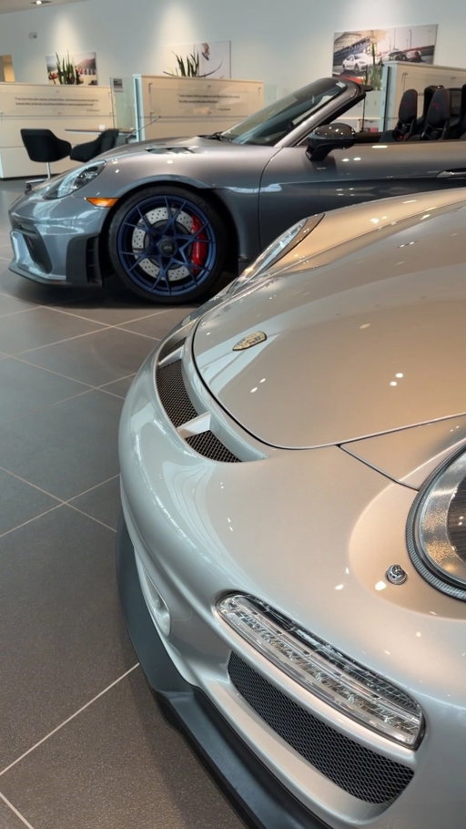 Happy Thanksgiving and Holidays from Porsche Owings Mills! 🦃
#Thanksgiving #holidayseason #family