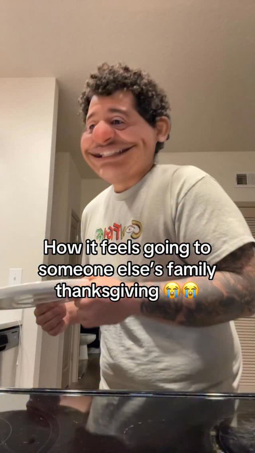 Unwanted at thanksgiving😭