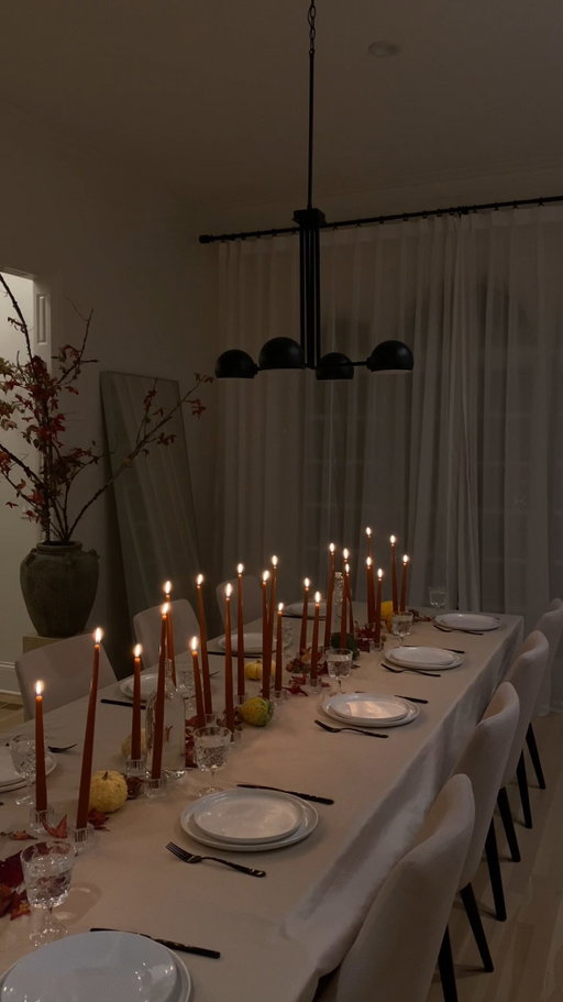 ready for it !!!

#thanksgiving #thanksgivingtable #familytime #holidaystyling #christmasdecor