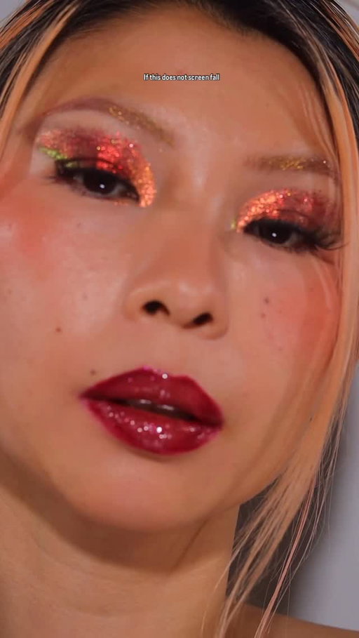 This is the Thanksgiving holiday makeup look. 🦃🍗✨

The first time I created this look, the glitter without a shimmer base just didn’t look the best imo… and the lip combo? Cute, but something is missing 😌

So I added a metallic shimmer as a base, new brow combo, new lip, and it just looks more elevated? Which version do you like better? 

And save this for your Thanksgiving/Holiday glam inspo ✨ 

@bellabeautebar green goddess palette* 
@karabeautyofficial mega glitz palette* 
@odenseyecosmetics summer Alva palette*
@violette_fr lune liner - culvre & coup de foudre*
@yepoda dewy day cushion- N3W*
@hudabeauty easy bake - cherry blossom*
@rhode pocket blush - freckle*
Lip combo
@patmcgrathreal dramatic mega lip- garnet glow*
@queencosmeticsstore liquid lipstick- earth angel & gloss - muse*

*PR