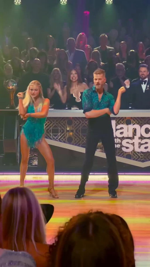 one last dance on the ballroom floor with bestie @ryleearnold1 🥹🫶🏻 @dancingwiththestars