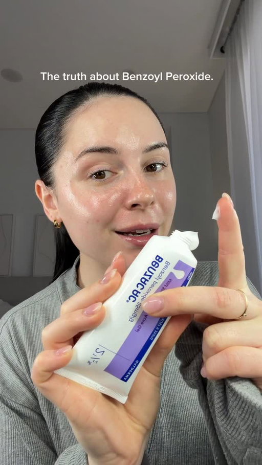 The truth about Benzoyl Peroxide is it’s actually not as bad as it seems, after being properly educated on this ingredient I have found this being a crucial product in my skincare draws! Tip: 2.5% is my perfect percentage! @benzacau benzacpartner AD

ALWAYS READ THE LABEL AND FOLLOW THE DIRECTIONS FOR USE. Benzac AC is indicated in the treatment of mild acne.