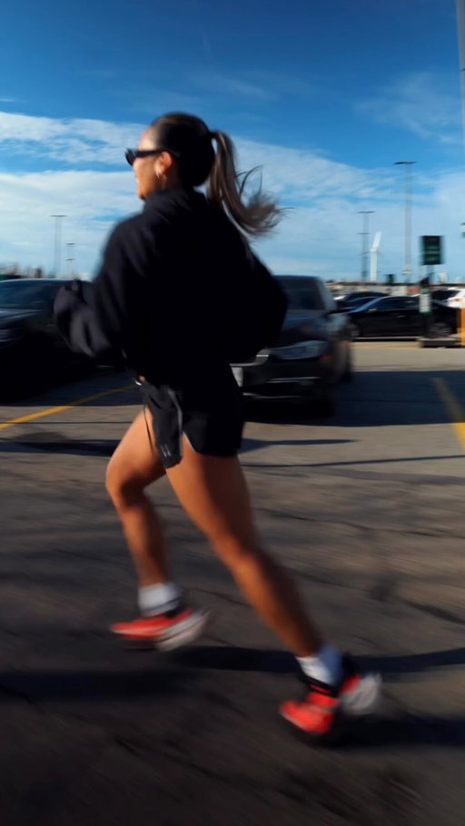 the sun came outttt for a Toronto takeover with @gunna and @underarmourca + @uarunning 💫