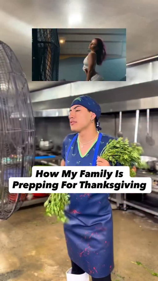 Happy Thanksgiving from me and mine 😂😂😂😂 who’s family is like this?

@lasgaviotas.cevicheria