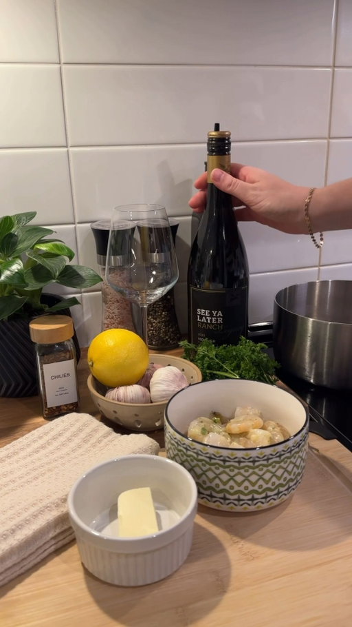 Making: shrimp scampi.
Pouring: See Ya Later Ranch Viognier.
Serving: Holiday main character energy.

🎁 Grab a bottle for your next cozy night in.

See Ya Later Ranch, SYLR Viognier, Holiday wine pairing, Shrimp scampi recipe, Christmas dinner ideas, Cooking with wine, Festive wine pairings

#SupportLocal