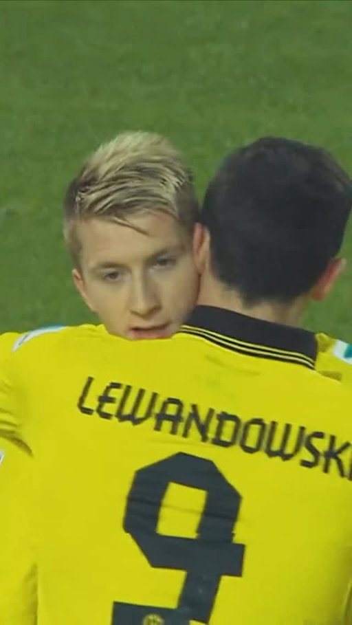 🥹 The Reus x Lewandowski connection…. 🫶

( Via: Borussia Dortmund ) 

.
.
.
.
________

#football #futebol #futbol #fútbol #calcio #futball
