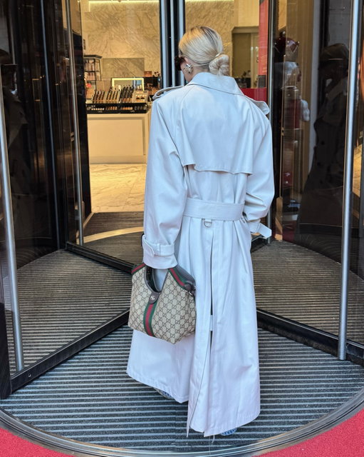 POV: Accurate depiction of what it feels like to hold the @gucci Giglio bag for the first time #Gucci #GucciGiglio
