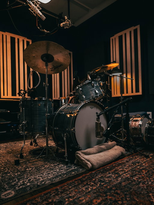 A lot of folks are sending their emails and launching their discounts. If there's something that will always have a return on investment - it's you. Investing in your skill set, your knowledge, and understanding what the heck you're actually doing. 

My EPIC DRUM RECORDING Course is officially open and you can save 40% right now for BLACK FRIDAY weekend. 

I'm insanely proud of this course, it's now going to be a 15-20 hour experience GOING DEEP on the 4 staples of getting epic drum recordings. Save a few bucks on this sale and get it today. I'll see you on the other side. 

Comment 'epic drums' and i'll shoot you the link. Share it with a friend who would like to understand the craft better. 

HAPPY THANKSGIVING.