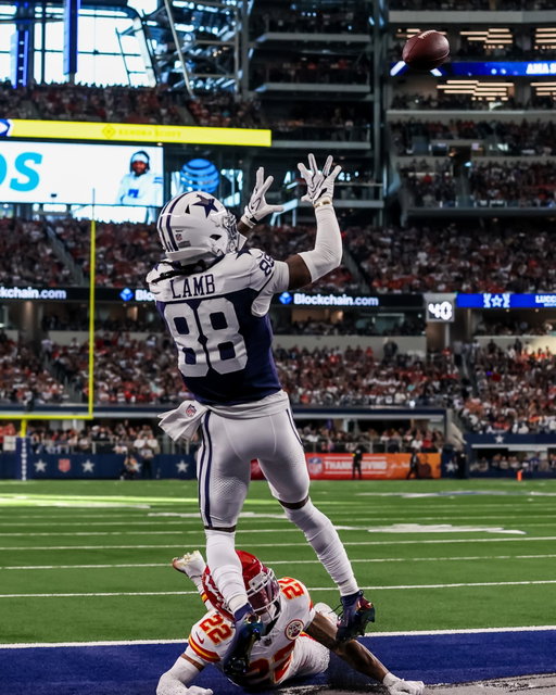 💿 in the endzone 

#KCvsDAL | #DallasCowboys