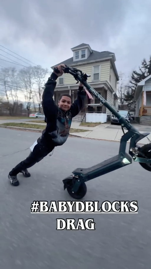 Go complete this challenge 

#babydblocksdrag 

@ridegotrax 💨

#fyp. #drag