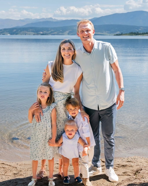 Happy birthday to my beautiful bride!! We are so THANKFUL for you today and everyday!!

Happy Thanksgiving from the Carlsons! 

“I will give thanks to the Lord with my whole heart; I will recount all of your wonderful deeds.” -Psalm 9:1
