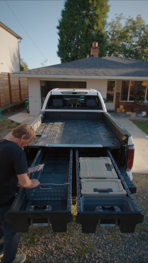 Our kinda Holiday: Installing a Drawer System with pops. (Just do it in the daytime so he can’t complain about how you’re holding the light.)

#DECKEDUSA #GetDECKED #GetAfterIt