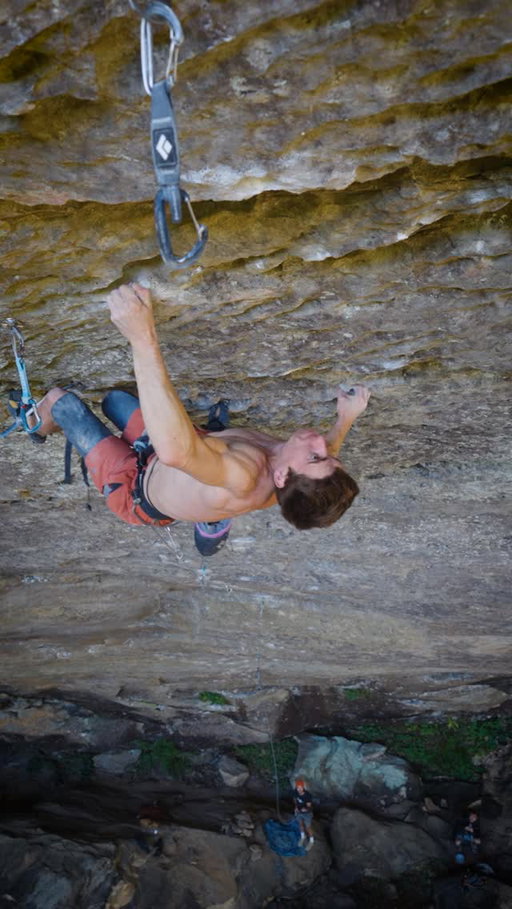 Odyssey. It’s the first time I’ve seen a sandstone route this impressive and overhanging. It feels like something unique.

This is the kind of line that calls to me.

Inspiring, huge, and fun — the best combo to keep the fire burning. 🔥

I’m already counting the days until I can come back.

📸 @wilkinsonvisual 

@blackdiamond