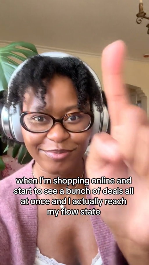 Shop BOGO plus 25% off and reach your flow state because #BlackFriday starts NOWWW! 🤓 #Eyebuydirect #Deals