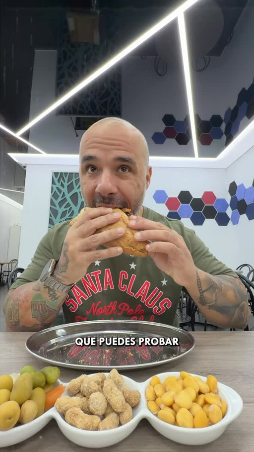 ALMUERZO BARATO BARATO!!! Cuesta solo 5.90€ y Lo sirven de 6 a 17h al igual que su menú del día que cuesta solo 9.90€ 🤯

Lo tenéis en el Barrio de Patraix en @lapacarestaurants en la Av Gaspar Aguilar 73.