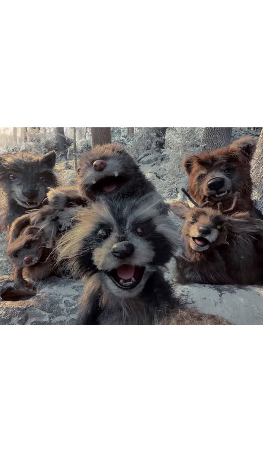 Our whole squad of woodland puppets couldn’t leave set without getting a group selfie. Shot on iPhone 17 Pro with Center Stage front camera.
#ShotoniPhone by 🦝 #AppleHoliday