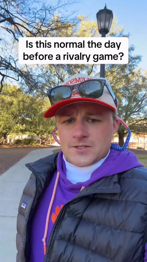 I know we both kinda stink but… 

#collegefootball #southcarolina #clemson #gamecocks #uscgamecocks #explore