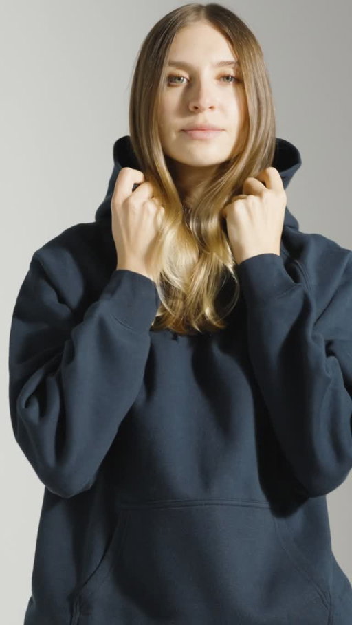 That moment when you spot a cozy Costco find 👀🛒⁣
⁣
The Tuff Women’s Fleece Oversized Hoodie and Cotton Fleece Cargo Jogger are the winter essentials you’ll want in every colour.⁣
⁣
Available now at Costco warehouses and on Costco.ca — perfect for all season long ❄️✨⁣
⁣
Fleece Oversized Hoodie⁣
Itm. 1930067⁣
⁣
Fleece Cargo Jogger⁣
Itm. 1930077 ⁣
⁣
SAVE $5 on Tuff 'til December 7, 2025 at your local warehouse or online at Costco.ca. Link in bio!⁣
⁣
***⁣
⁣
Ce moment où vous repérez une trouvaille confortable chez Costco 👀🛒⁣
⁣
Le chandail à capuchon ample en molleton et le pantalon d’entraînement en⁣ molleton de coton Tuff pour femme sont les incontournables de l’hiver que vous⁣ voudrez dans toutes les couleurs.⁣
⁣
Offerts dès maintenant dans les entrepôts Costco et sur Costco.ca — parfaits⁣ pour toute la saison ❄️✨⁣
⁣
Chandail à capuchon ample en molleton⁣
Art. 1930067 ⁣
⁣
Pantalon d’entraînement cargo en molleton⁣
Art. 1930077⁣
 ⁣
ÉCONOMISEZ 5 $ sur les articles Tuff jusqu’au 7 décembre 2025 en entrepôt ou en ligne sur Costco.ca. Lien dans la bio.