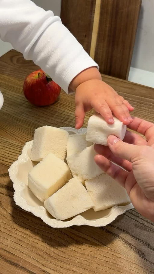 Fluffy Homemade Apple Marshmallow Pastila 🍏🤍— 3 Ingredients, No Sugar Needed!
(Via: @masha.stories)

Light, airy, melt-in-your-mouth apple pastila you can whip up at home with just a few simple ingredients. This version is naturally sweet from the apples and turns shockingly fluffy after whipping 😍✨

Ingredients: • 600g apples, peeled & diced • 100 ml water • 40g instant gelatin • (Optional) 1 tbsp sugar

Instructions: 1️⃣ Wash, peel, and dice the apples into small cubes. 2️⃣ Add water, simmer on medium heat 10–15 minutes until soft. 3️⃣ Blend into a smooth puree, then add gelatin and mix. 4️⃣ Whip with a mixer for 20 minutes on high speed — don’t stop early! The mixture will suddenly triple in volume and turn white. 5️⃣ Transfer into a parchment-lined mold, cover with plastic wrap, and refrigerate for 2–3 hours. 6️⃣ Slice, serve, and enjoy this soft cloud-like treat 🤍

Follow @Calories.Tips for exclusive recipes, viral meal ideas & daily food inspiration you won’t find anywhere else! 🍽️✨