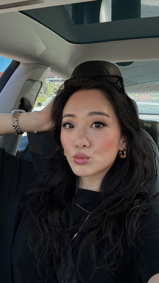 Storytime!!! Keeping you guys updated on my @bumble journey and this is how my FIRST DATE in over a year went LOL. I’m so grateful I had the most positive experience and already went into the date super comfortable thanks to all of @bumble’s features! 💛 #BumblePartner