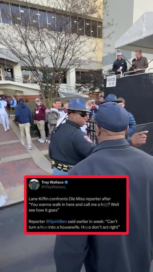 Lane Kiffin confronts reporter after hearing comments he did not appreciate 😬 #cfb #CollegeFootball #football 

(via @treywallace__)