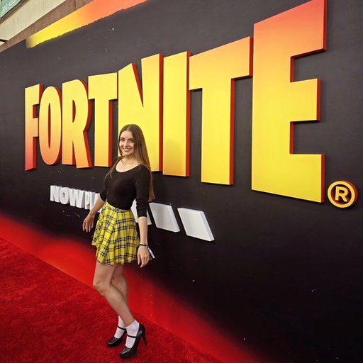 played CHAPTER 7 EARLY so there will be TWO videos out tomorrow 👀 

Ty @fortnite for allowing us to be the first to a chapter instead of leakers 💛