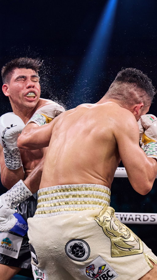 You can't run forever. This pitbull always catches his target 💥🎯.

@isaacpitbullcruz challenges Lamont Roach for the Interim WBC Super Lightweight title on Dec. 6 on PBC PPV on @PrimeVideo. #PitbullRoach