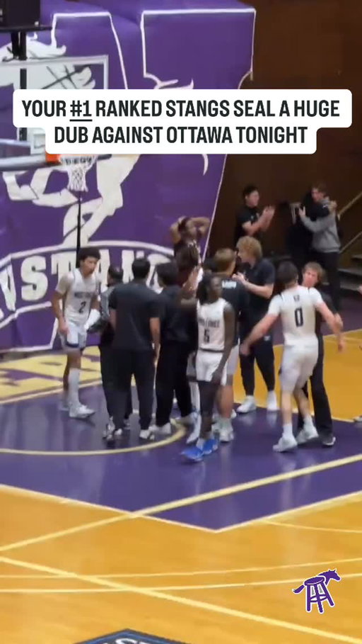 The @westernbasketball team continues their dominance over the OUA beating the Ottawa GeeGees 73-70 the crowd was ELECTRIC ⚡️ 

Will YOU be making it out to a game anytime soon?

(Credit @braydenmisseri )