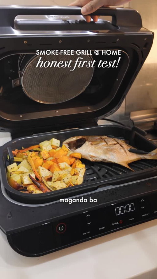 First impressions of the Ninja Foodi Max Indoor Grill & Air Fryer! 
For this test, I grilled Pompano and roasted veggies (carrots, potatoes, and bell peppers). Watch till the end to see the results!🐼

You can also see and experience it in person at their new kiosks. Better check it out yourself and feel it first. Hihi 💛

📍SharkNinja Pop-Up TriNoma Level 2 📍SharkNinja Pop-Up GH Mall 3F, GH Mall

#SharkNinjaPH #NinjaKitchen #pompano