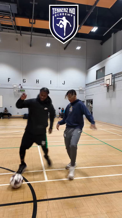 A POV behind the scenes of our indoor futsal session! 6-7.30pm every Friday link in bio! #footballacademy #footballtraining #birminghamuk #futsal #tekkerzkidacademy