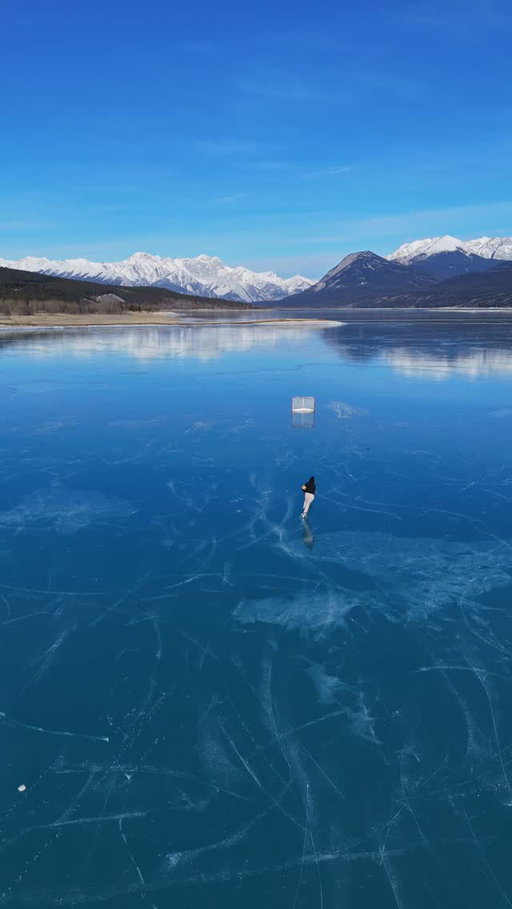 The most magical place on Earth 

#hockey #hockeyplayer #hockeyreel #odr #odrheaven outdoorrink banff banffnationalpark jasper jaspernationalpark wildice explorealberta