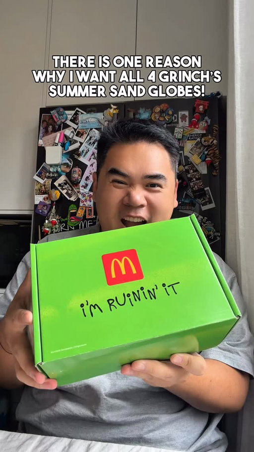 This #globes from the #imruininit #grinchmeal is such a lore! [gifted] #mcdonalds #maccas