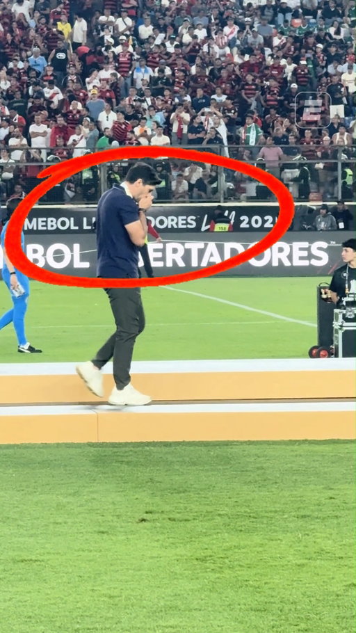 Foi assim que Abel Ferreira reagiu após receber a medalhe de vice da CONMEBOL Libertadores

#LibertadoresNaESPN #Palmeiras #Flamengo #gol #hoje #Danilo