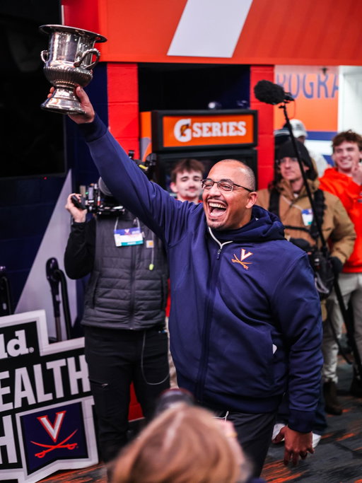 THE CUP IS BACK HOME‼️

#GoHoos 🔶⚔️🔷