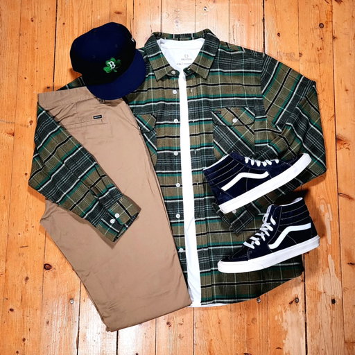 Vans Week Day 1

Headwear: #newera #redsox #anthem
Bottom, Shirt & Tee: #brixton
Kicks: #vans #sk8hi

#ootdgrid #whatyouwearing #whatyouwearin
#outfitgrid #frzwear #fitsoflegends #snkrhdzoutfit #sneakerdecorum #kicksmyairs #wdywtgrid #ootd #outfitoftheday #outfit #outfits #outfitideas #outfitdujour #floorfamily #airmaxaddict #fallfashion #falloutfits #falloutfit #vansoriginal #vansoffthewall #vansweek