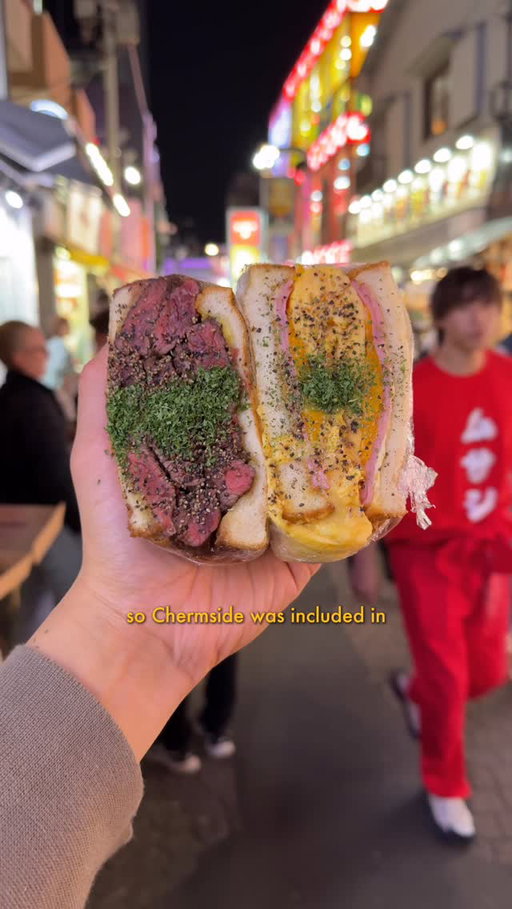 Trying one of the most viral food in Tokyo at @chermside.harajuku that meat box was serious 🔥🔥🔥