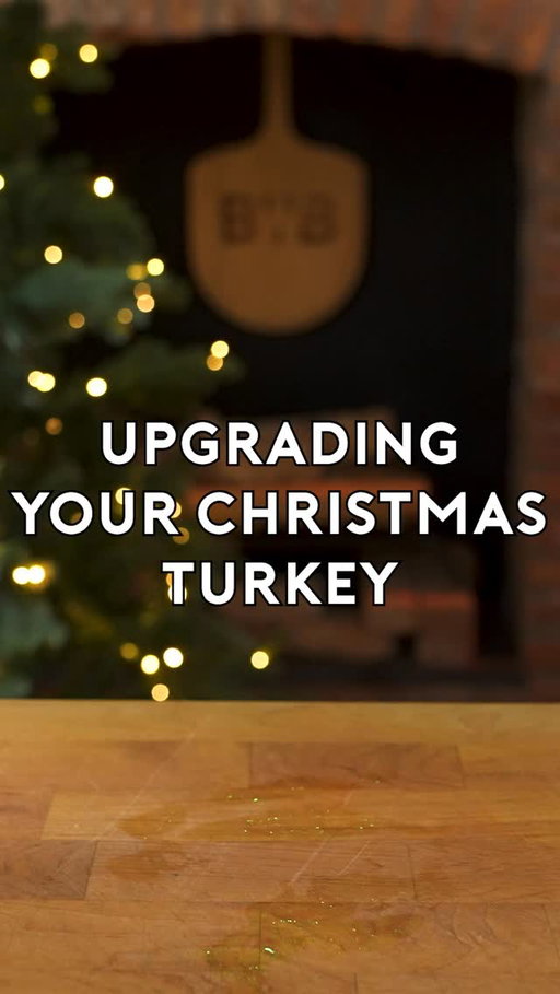 #ad Your holiday turkey doesn’t have to be dry and flavorless. I promise. In the latest episode on YouTube, I show you different methods you can try to get a better bird. Shout out to @bestbuy for for having not only the kitchen tools I needed (like the smoker), but also a gift for everyone on my list.